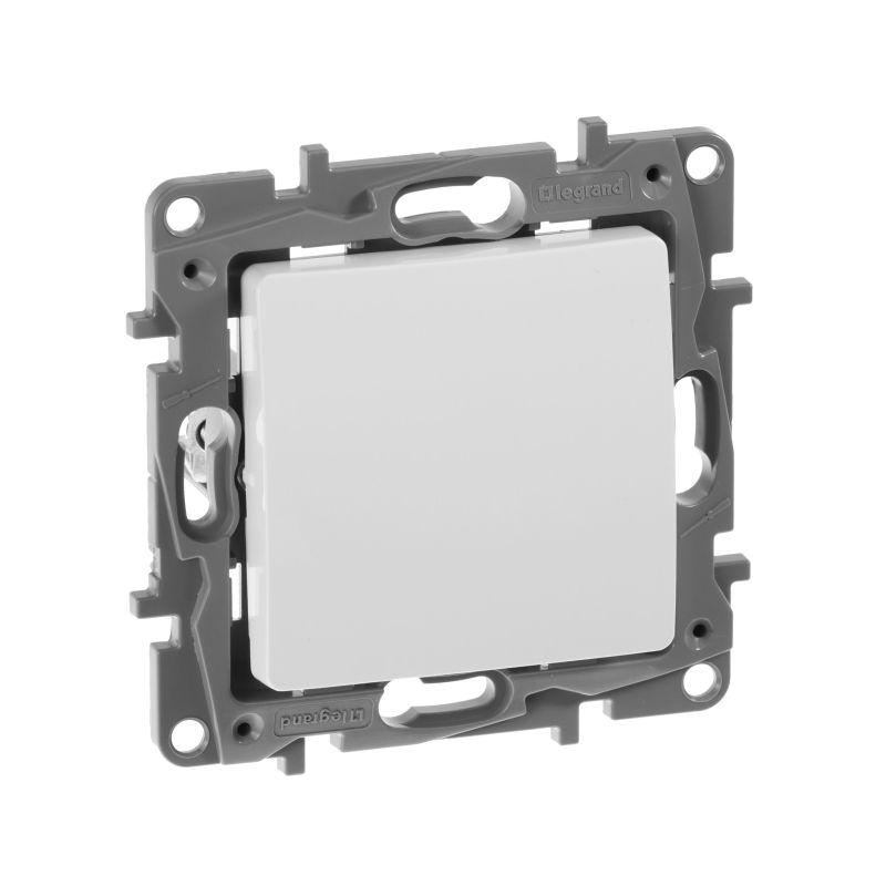 Выключатель 1-кл. СП Etika 10А IP20 250В 10AX безвинтов. зажимы механизм бел. IEK 672201