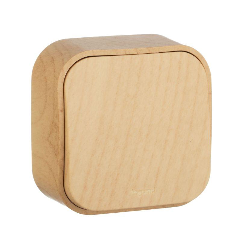 Выключатель 1-кл. ОП Quteo 10А IP20 10AX дерево IEK 782260